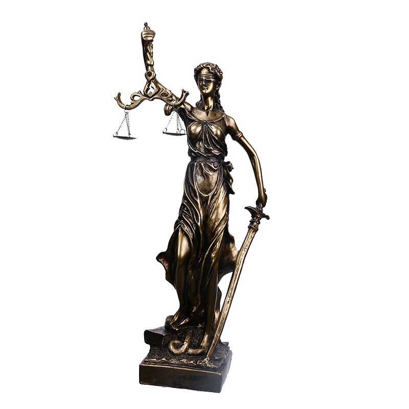 Themis Goddess of Justice Stat - مراجعة Model Kit Judge وسعره
