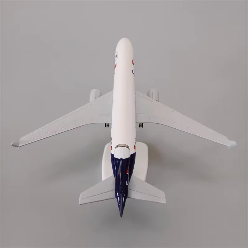 Airplane Model 20cm Air Fedex  - مراجعة Model Kit Simulator وسعره