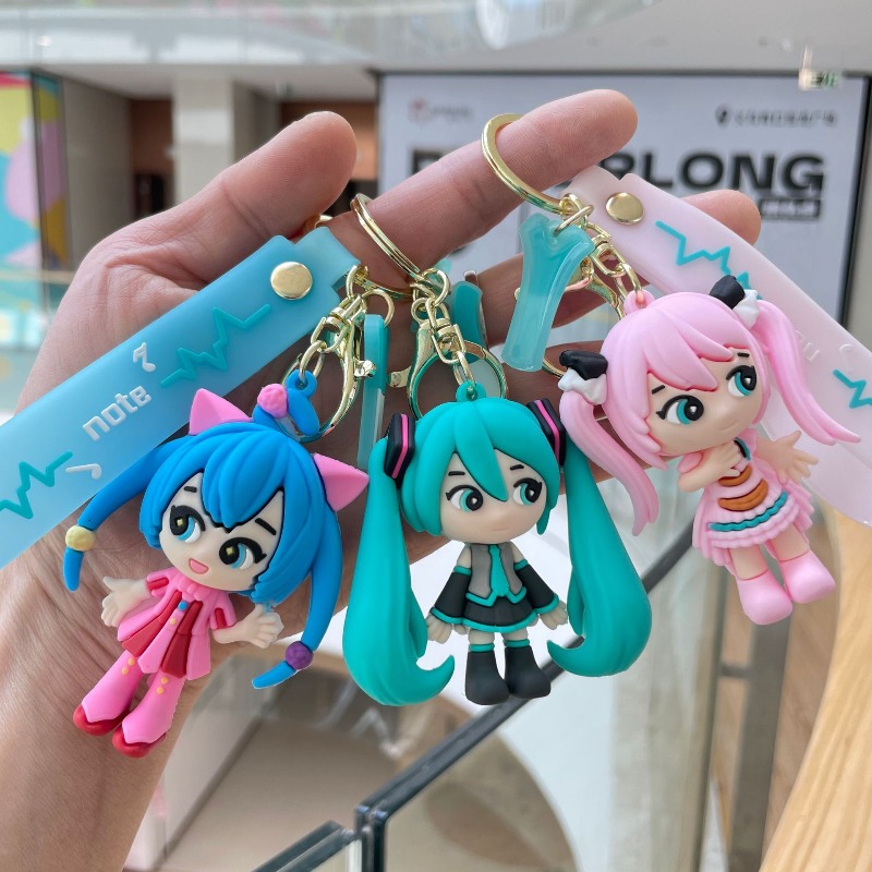 Hatsune Miku Keychain New Crea - مراجعة Model Kit Car وسعره