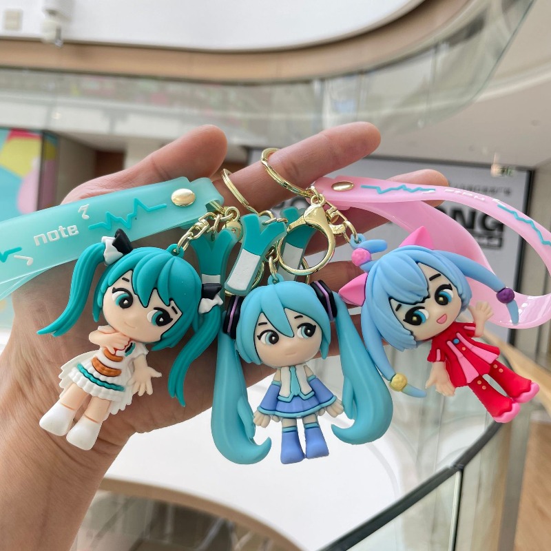 Hatsune Miku Keychain New Crea - مراجعة Model Kit Car وسعره