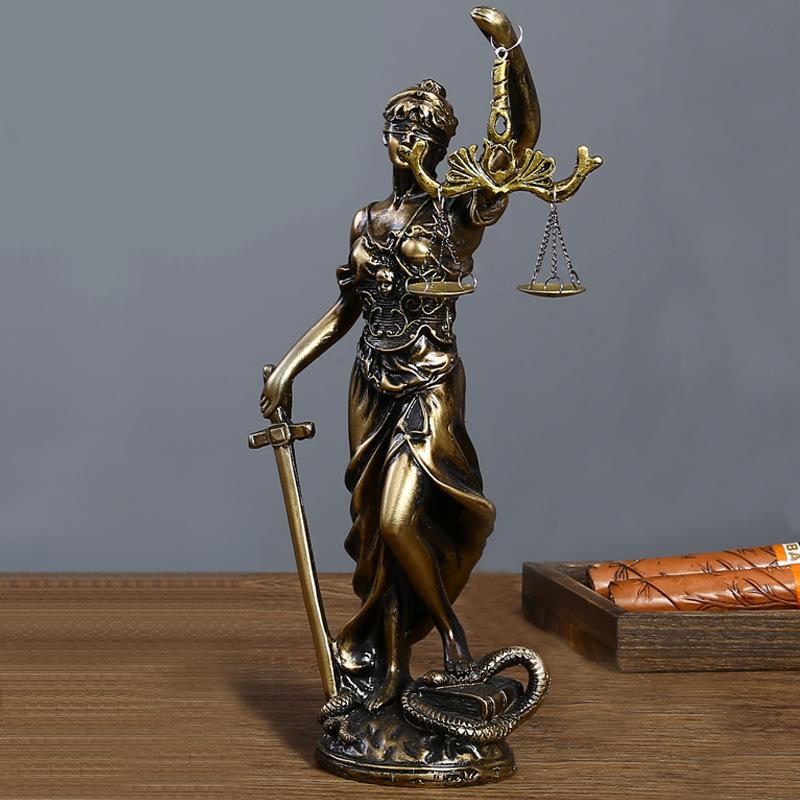 Antique Brass Lady Justice Sta - مراجعة Model Kit Judge وسعره
