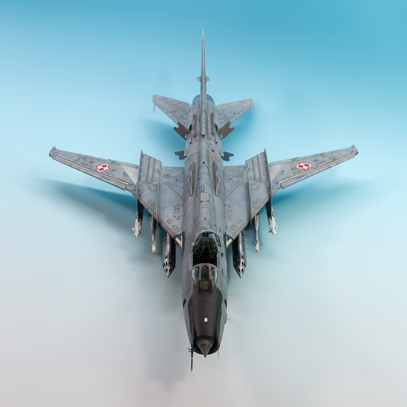Kitty Hawk  1/48 KH80146 Sukho - مراجعة Model Kit Simulator وسعره
