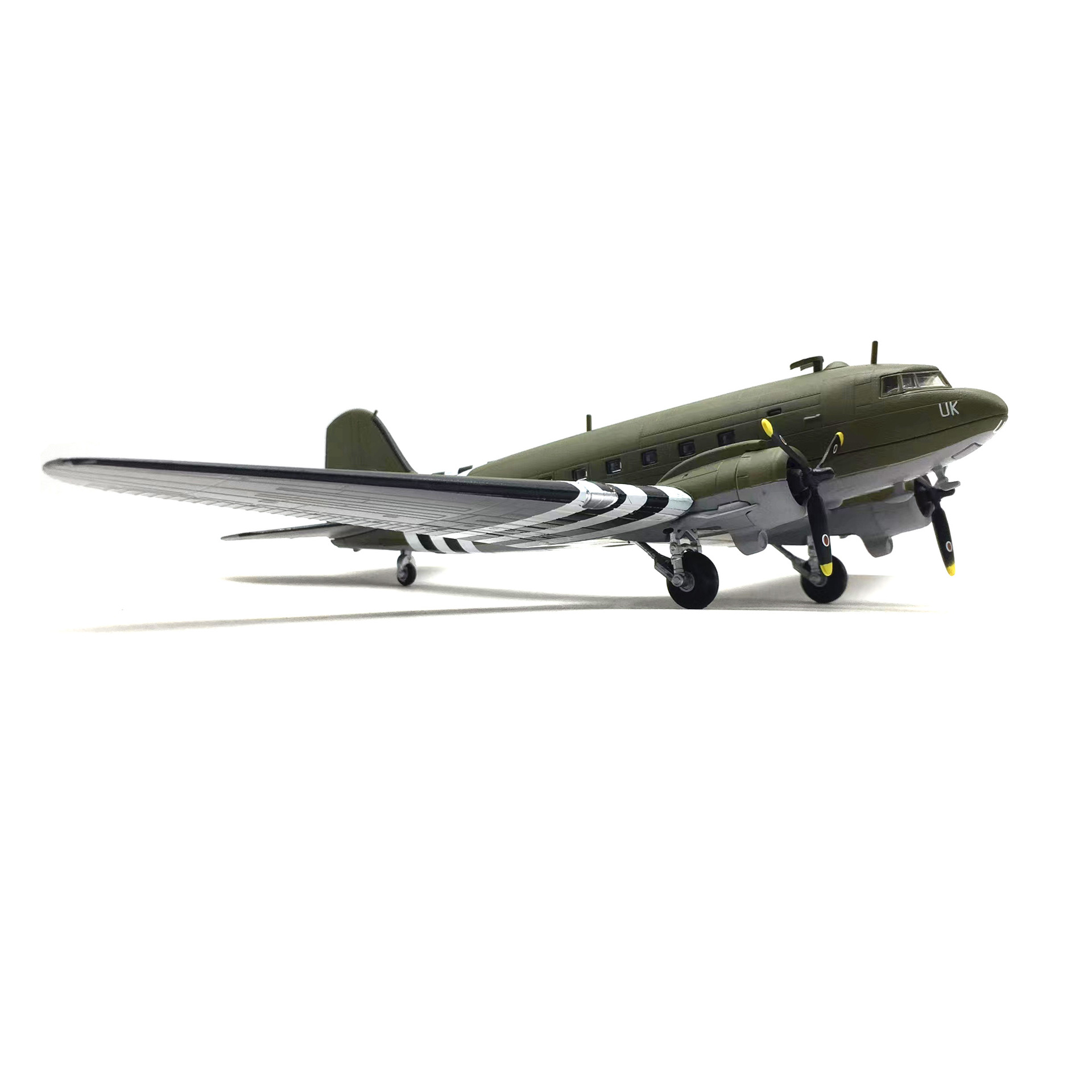 Scale 1/100 Model Diecast Allo - مراجعة Model Kit Simulator وسعره